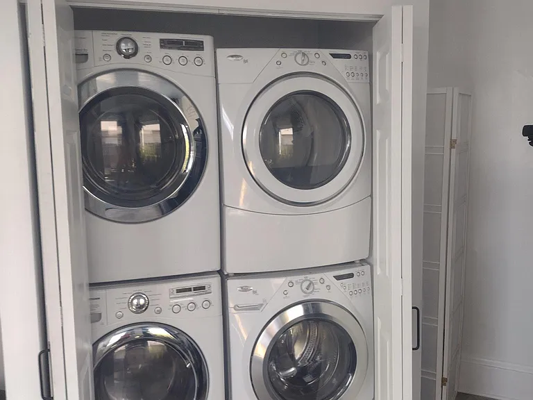 Laundry available 24 hours a day free of cost