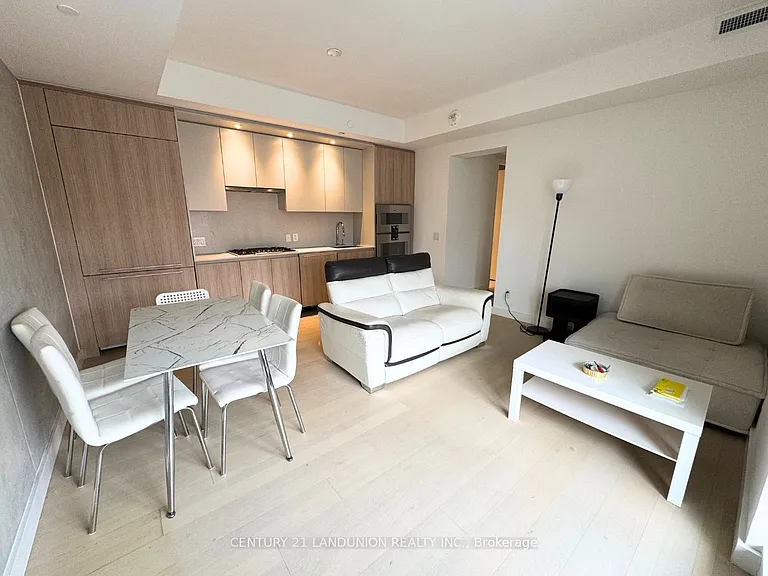 81 Wellesley St E #1401 — Photo 2