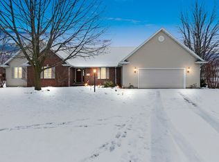 W2543 Brookmeadow Ct, Appleton, WI 54915
