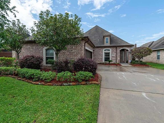 3rd image of 7745 Summer Wind Dr
