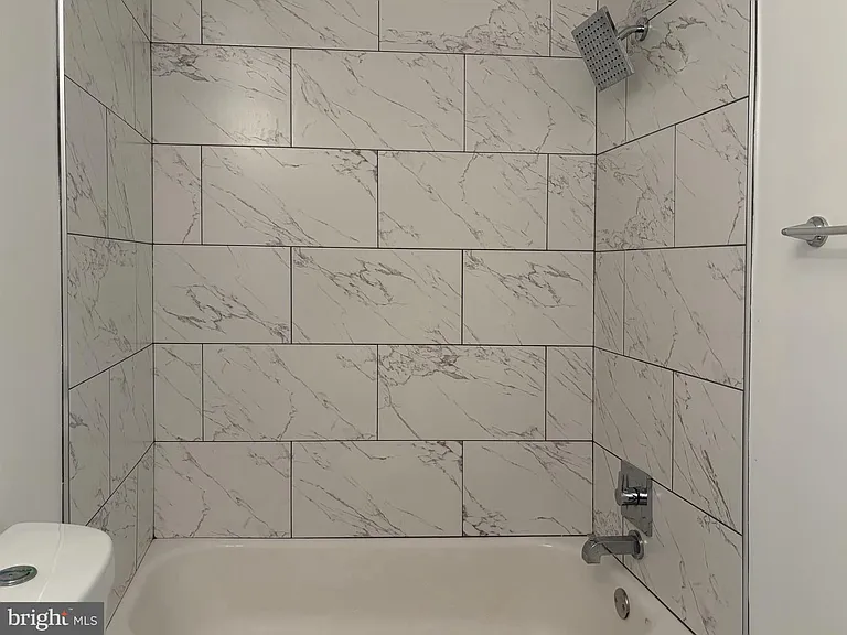 10239 Prince Pl #26-304 — Photo 18