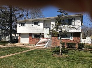 57 Nevada Rd, West Babylon, NY 11704