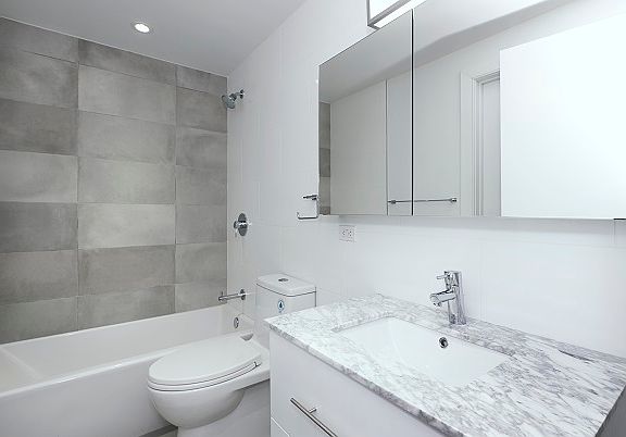 5th image of 230 E 44th St APT 5G