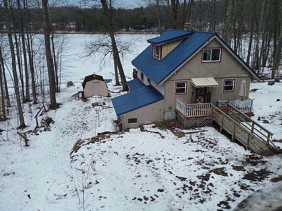 3rd image of 10131 Alpine Dr