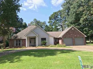 13876 Oakley Ln, Saint Francisville, LA 70775