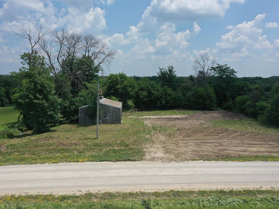 1st image of 17552 Peach Ave