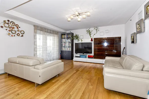 Sold by Fillmore | media 10