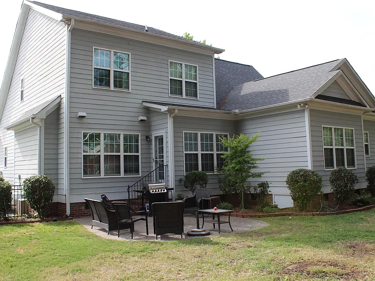 2632 Thorngrove Ct — Photo 2