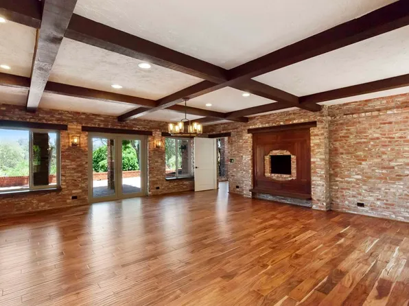 15350 El Camino Real, Rancho Santa Fe, CA 92067