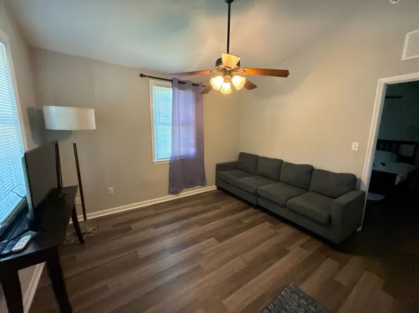 5827 Sledge St #J, Hanahan, SC 29410