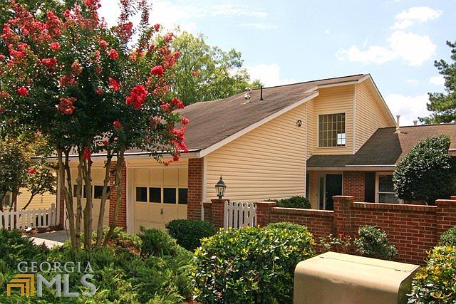 1st image of 94 Dunwoody Springs Dr