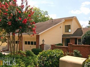 94 Dunwoody Springs Dr, Sandy Springs, GA 30328