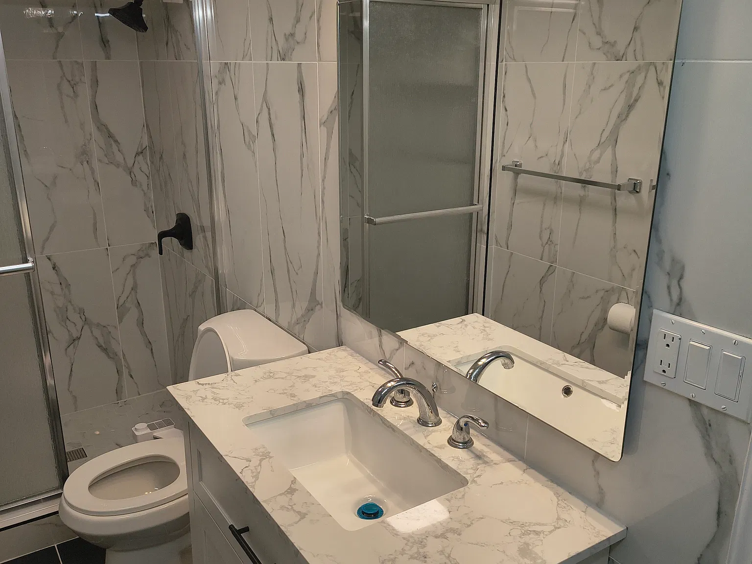 2 bed, 1400 sqft, $1,800 — Photo 2