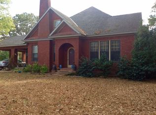 2987 Cadaretta Rd, Gore Springs, MS 38929