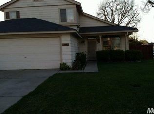 9705 Douglas Ave, Delhi, CA 95315