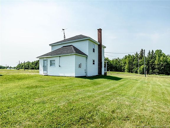 5th image of 2649 Saint Ignace
