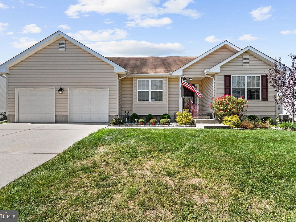 706 Chickory Trl, Mullica Hill, NJ 08062 Zillow