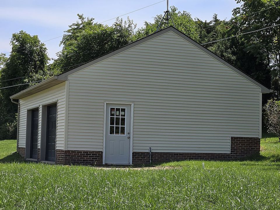 Garage side view