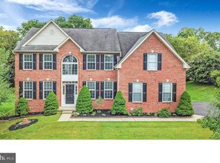 38 Tanglewood Dr, Schwenksville, PA 19473