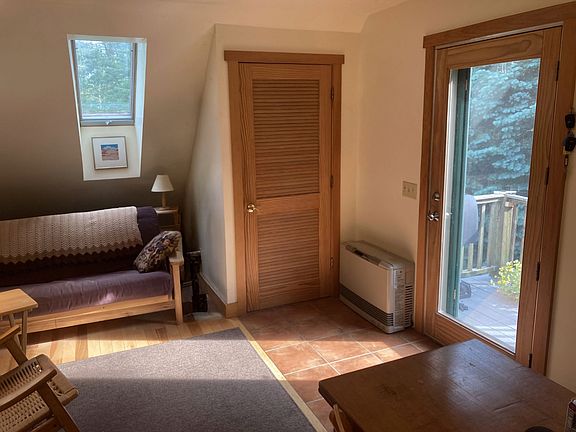 Entry into the living space