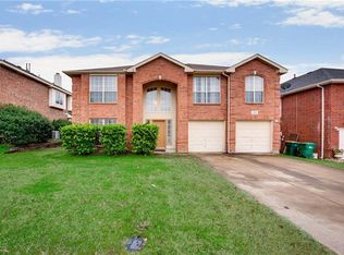 316 Tranquility Ln, Cedar Hill, TX 75104