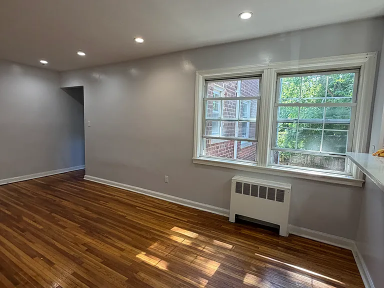 Forest Hill Terrace — Photo 39