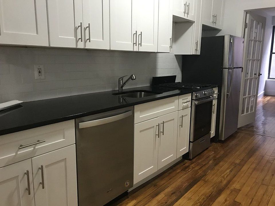 2nd image of 1821 2nd Ave APT 2N