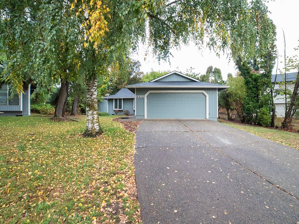 1st image of 8835 SE Tiffany Ct