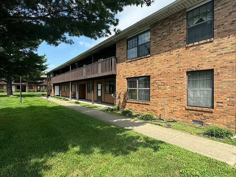 5904 Gateway Industrial Dr — Photo 2