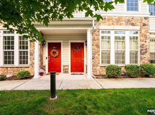 26 Dahlia Ln, Garfield, NJ 07026