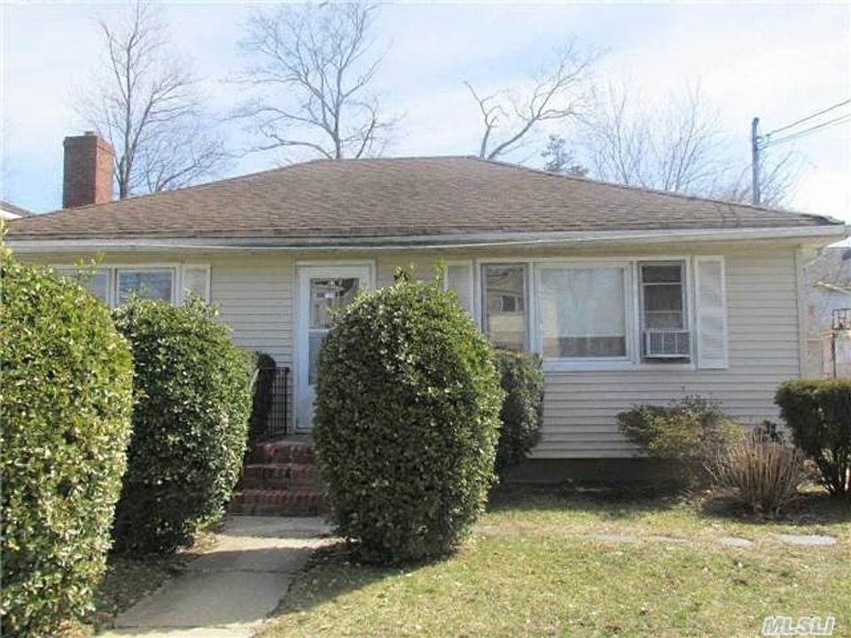 1st image of 140 Dartmouth St