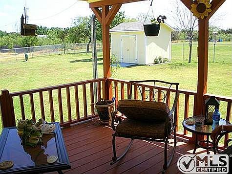 4th image of 206 Private Road 1435