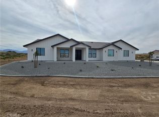 6224 Outpost Rd, Oak Hills, CA 92344