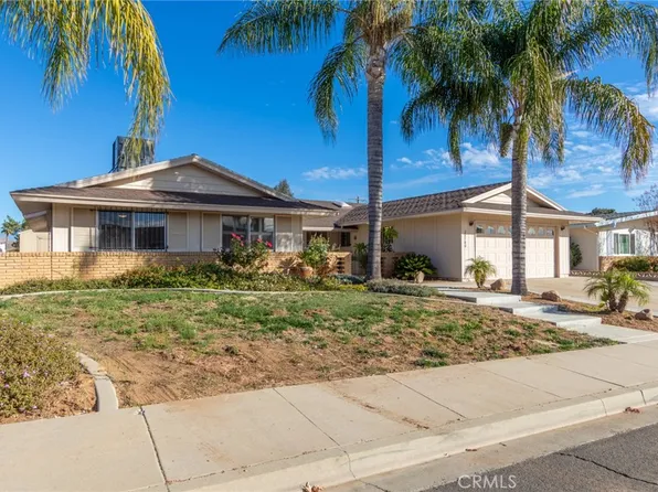 28580 Portsmouth Dr, Sun City, CA 92586