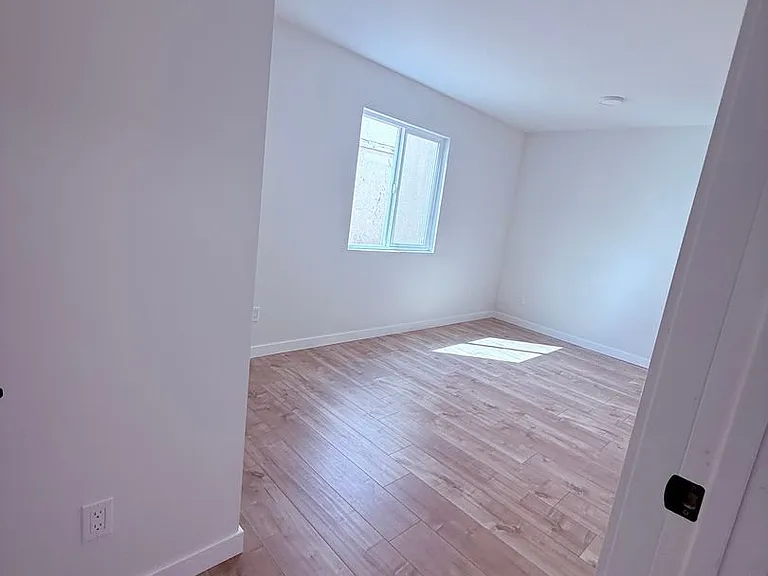 1414 N Hazard Ave — Photo 7