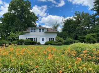 3 Boxwood Ln, Greenwich, CT 06830