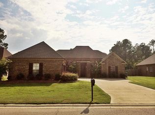 127 Bentgrass Cir, Saltillo, MS 38866