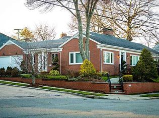 620 Elmgrove Ave, Providence, RI 02906