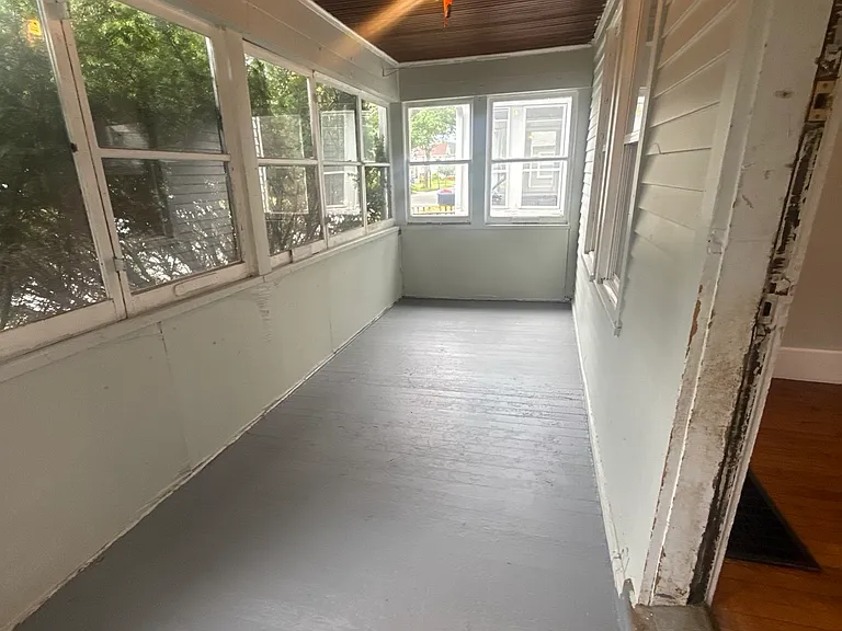 74 Starling St — Photo 9