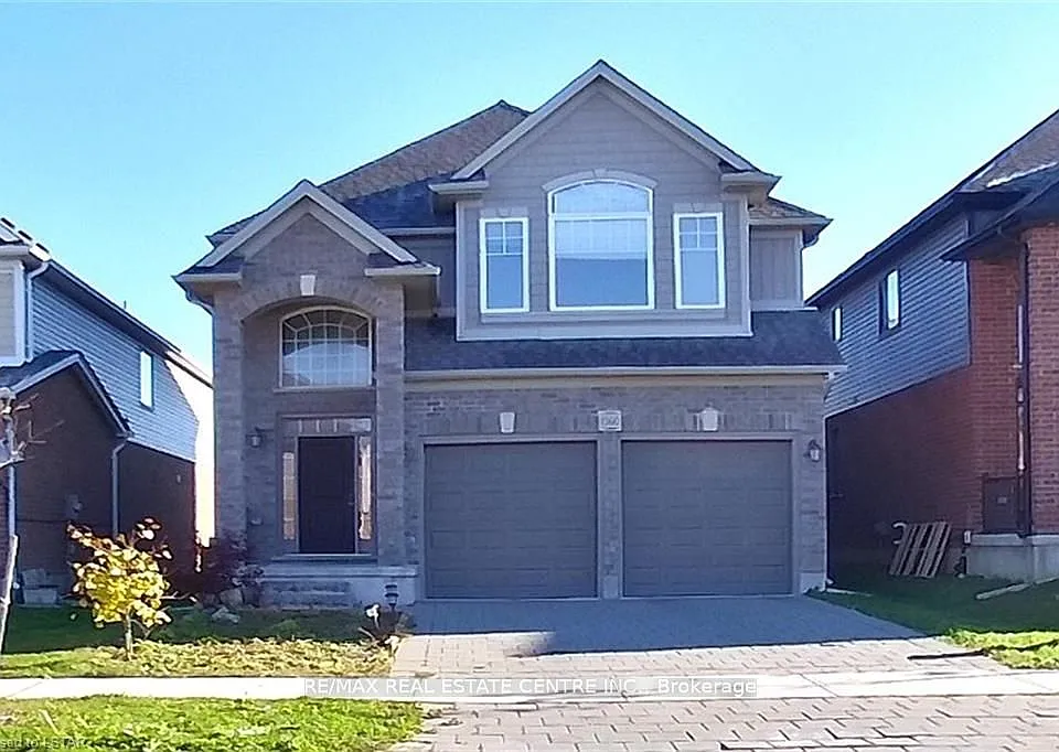 1560 Finley Cres