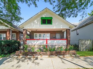 2016 E 93rd St, Chicago, IL 60617