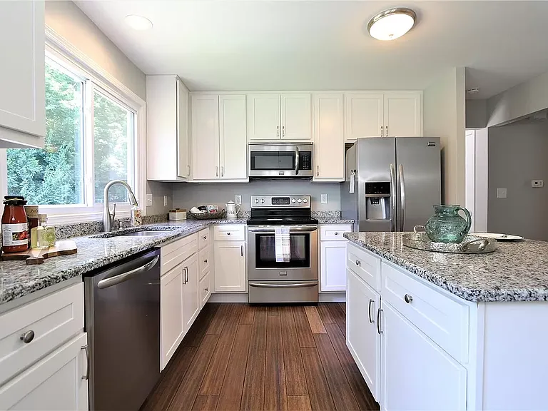 1929 Squires Way Ct — Photo 12