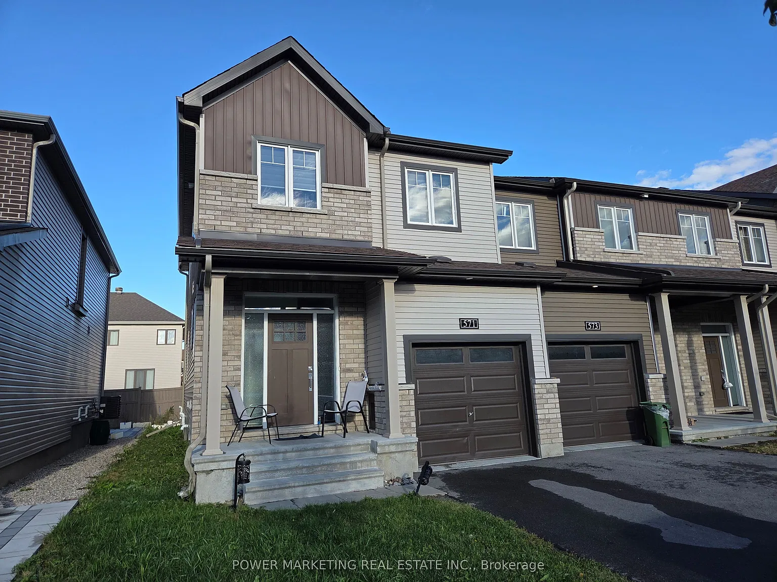 4 bed, $2,800 — Photo 1