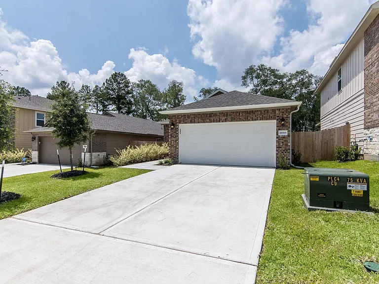 18565 Meadow Point Ln — Photo 22