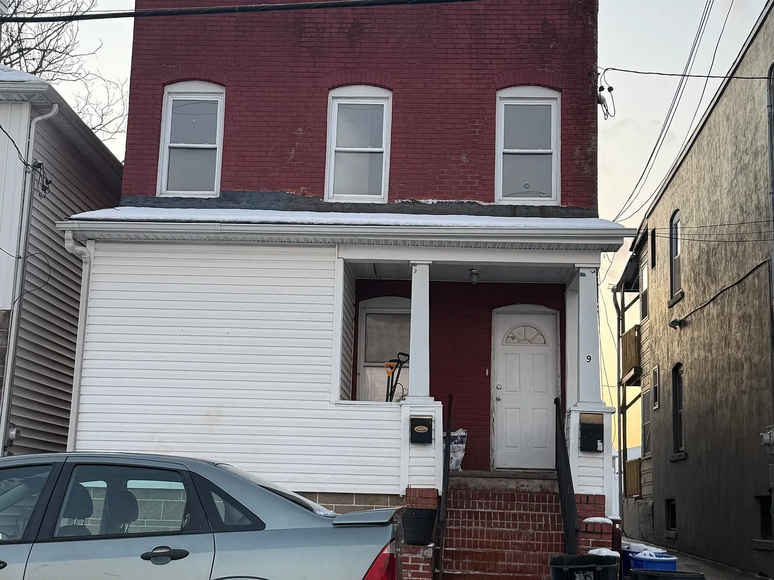 3 bed, 1600 sqft, $2,600 — Photo 1