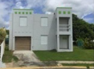 HS58 Calle Rosario Aruti, Toa Baja, PR 00949