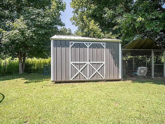 2nd image of 23 Sanders Dr