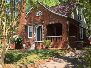 444 3rd Ave SW, Hickory, NC 28602