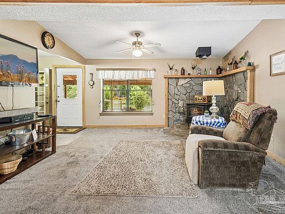 5th image of 8938 Pioneer Rd
