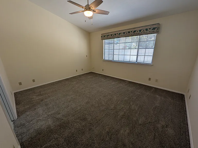 274 Tempus Cir — Photo 26